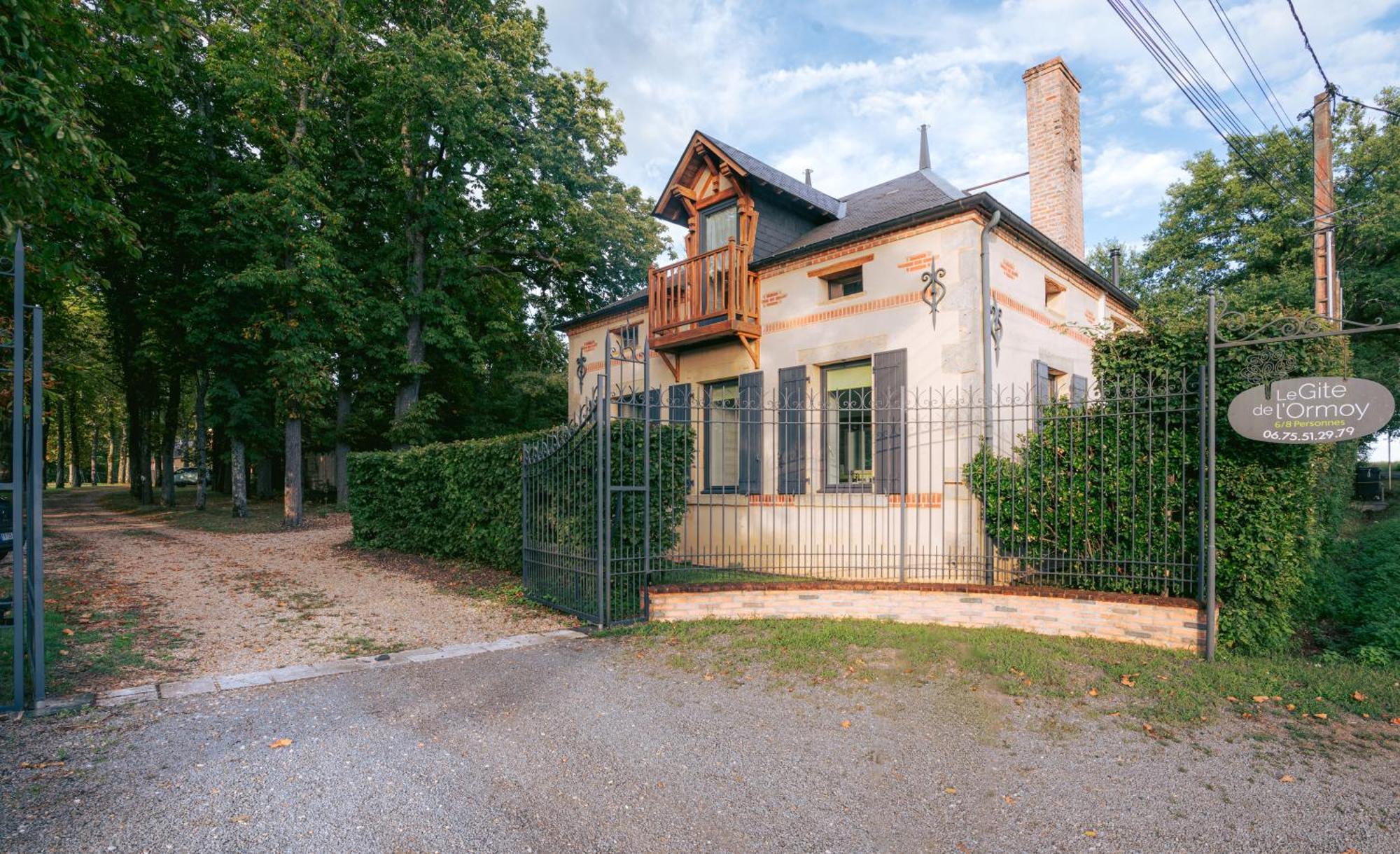 Le Gite De L'Ormoy Saint-Laurent  Buitenkant foto